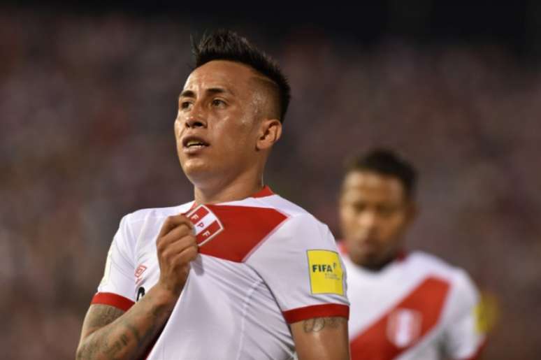 Armador do São Paulo ganhou elogios de Cubillas, maior ídolo do futebol peruano (foto: Norberto Duarte/AFP)