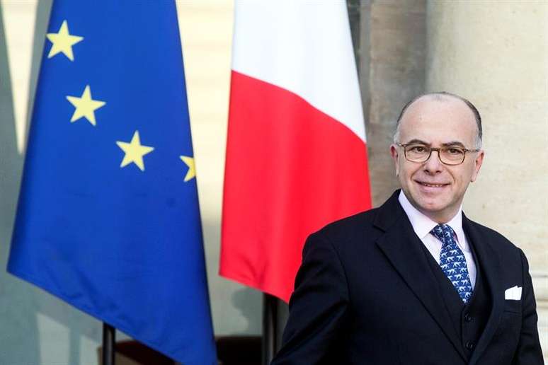 Bernard Cazeneuve é o novo primeiro-ministro da França