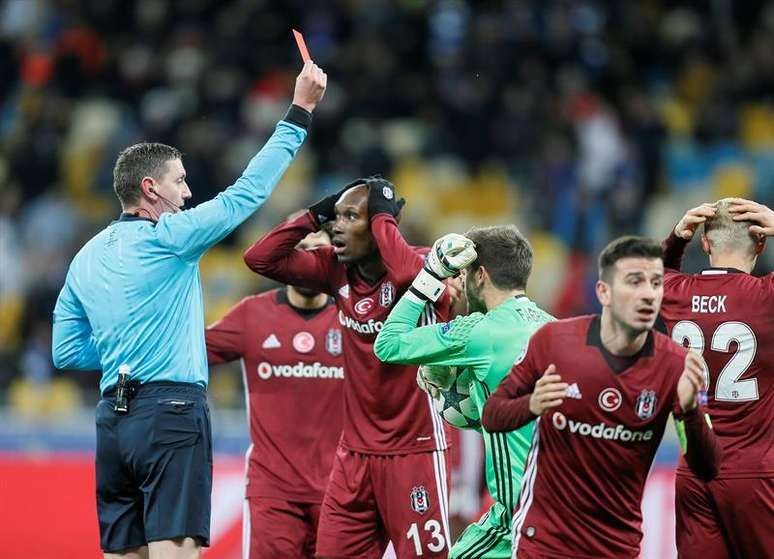 Goleada, vexame e eliminação do Besiktas