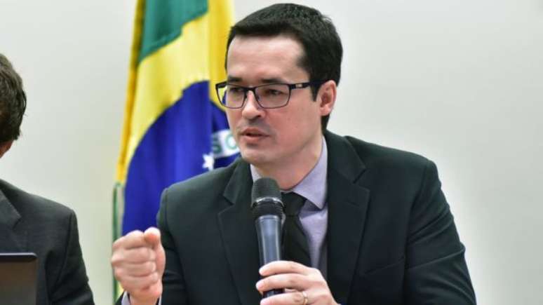 Deltan Dallagnol, chefe da força-tarefa da Lava Jato, ameaçou renúncia coletiva se texto modificado for sancionado