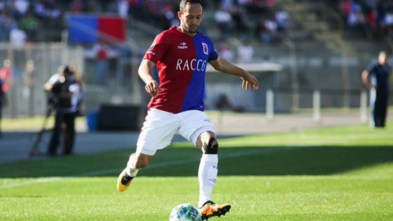 Jogador marcou três gols na Série B de 2015 (Foto: Divulgação/ Paraná Clube)