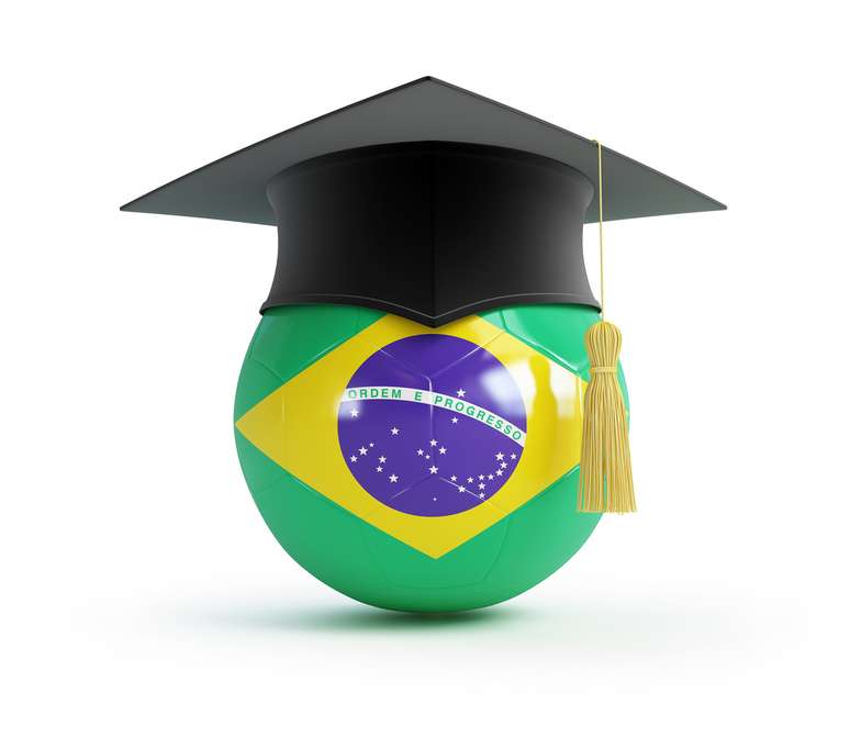 &#034;As escolas privadas de bom nível estão com os mesmos tipos de professores que as públicas. Professores com a mesma formação acadêmica e é aí que mora o problema&#034;, diz a diretora global de Educação do Banco Mundial, a brasileira Claudia Costin. 