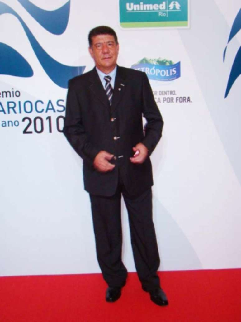 Joel Santana estava sem clube desde que levou Vasco ao acesso à elite em 2014 (Prêmio Carioca do ano 2010)