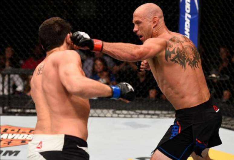 Donald Cerrone venceu Matt Brown por nocaute no terceiro round (FOTO: Reprodução/UFC)