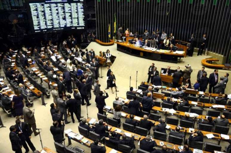 Às vésperas da última votação no Senado da PEC 55, organizações internacionais se pronunciaram contra mudança na base da legislação brasileira