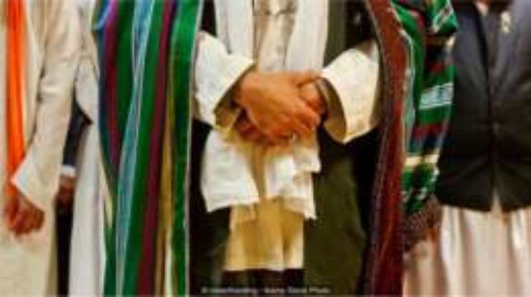 Sufis s&atilde;o de um ramo mais m&iacute;stico do Isl&atilde;, que prega a valoriza&ccedil;&atilde;o do espiritual sobre o material