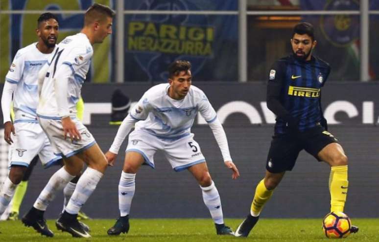 Gabigol entrou na reta final da vitória da Inter (Foto: MARCO BERTORELLO / AFP)