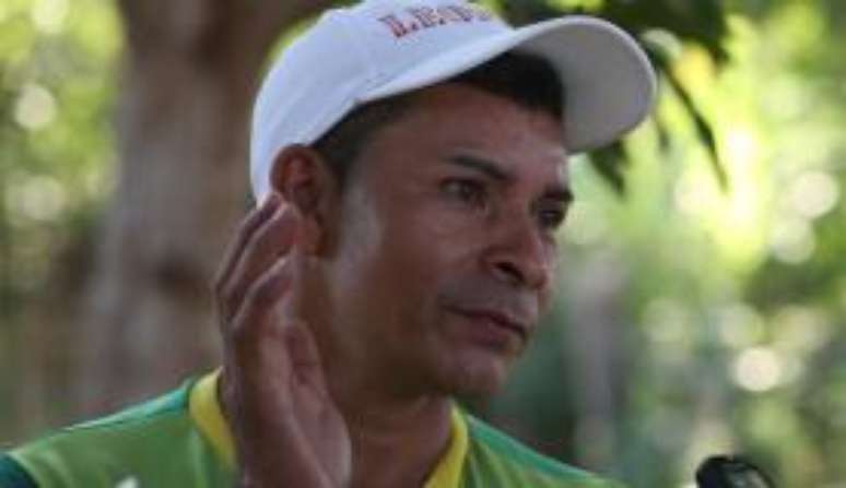 Santar&eacute;m (PA) - Coordenador da R&aacute;dio Floresta, Sivolnaldo Sousa, diz que a emissora &eacute; a respons&aacute;vel por levar informa&ccedil;&otilde;es &agrave;s comunidades