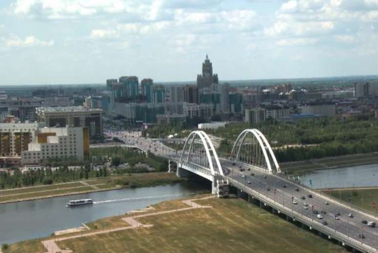 O desenvolvimento econ&ocirc;mico do Cazaquist&atilde;o e da capital Astana &eacute; financiado principalmente pela produ&ccedil;&atilde;o de petr&oacute;leo