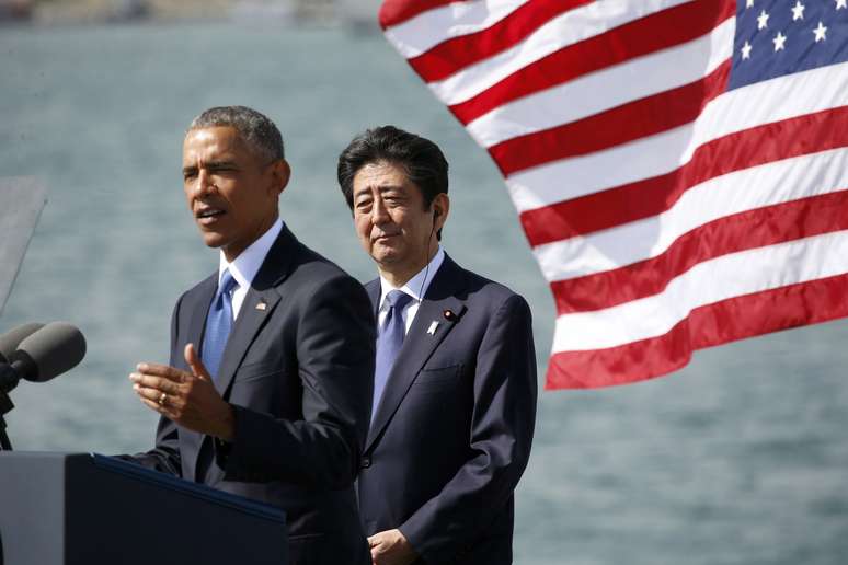 Barack Obama, presidente dos Estados Unidos, e Shinzo Abe, primeiro-ministro do Japão.