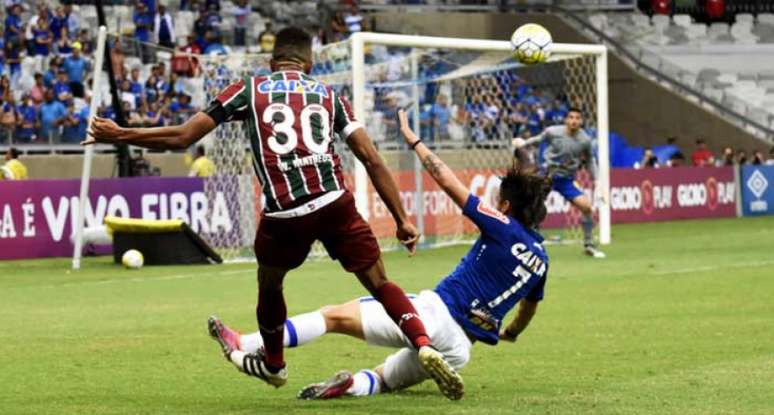 William Matheus, camisa 30, pode não seguir no Fluminense em 2017 (Foto: Reprodução Flickr Fluminense)