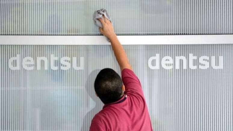 A morte de uma funcionária da Dentsu atraiu a atenção para um problema antigo 