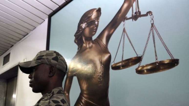Algumas nações africanas estão abandonando o Tribunal Penal Internacional 