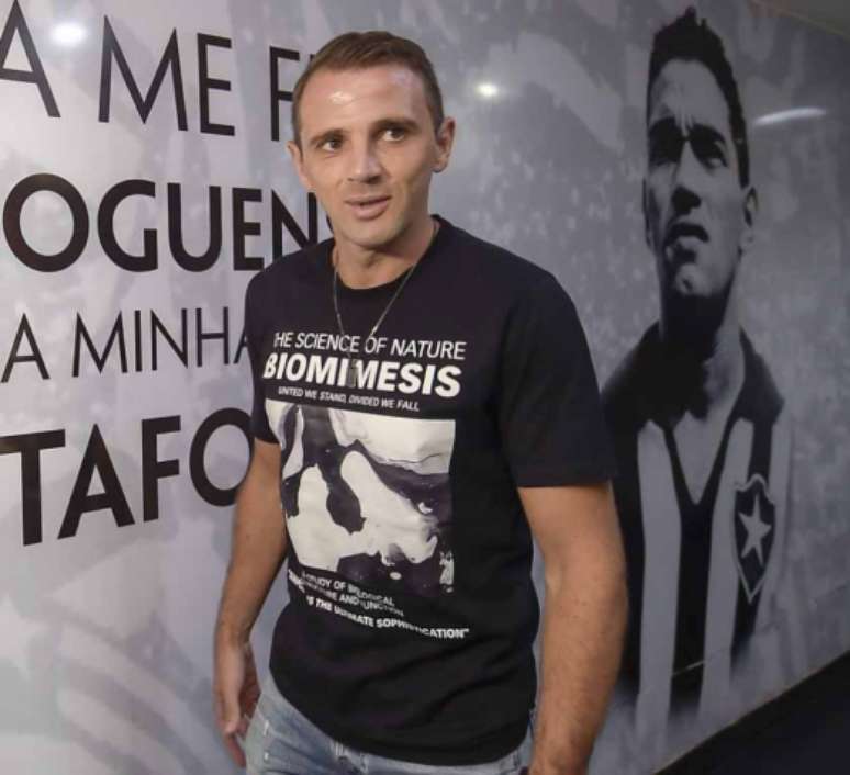 Montillo vestirá a camisa 7 no Botafogo (FOTO: Vitor Silva/SSPress)