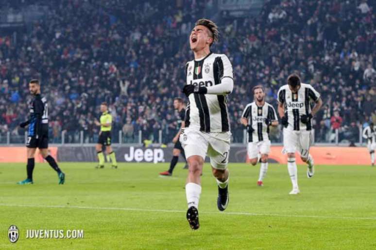 Dybala marcou o primeiro gol da Juventus contra a Atalanta (Foto: Reprodução / Twitter)