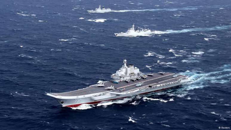 Porta-aviões Liaoning se tornou símbolo do poderio militar chinês