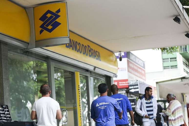 Banco do Brasil anuncia corte na taxa de juros de linhas de crédito