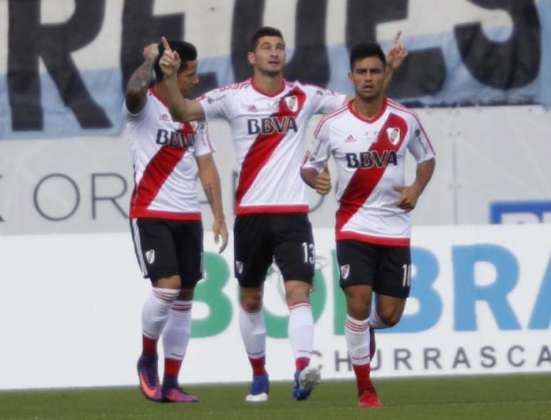 Alario fez o gol da vitória (Foto: AFP)