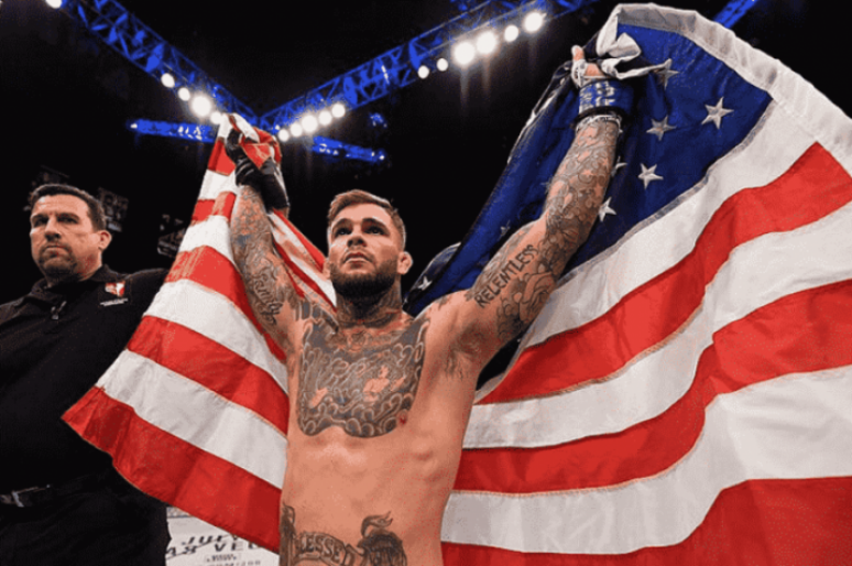 Atual campeão dos galos Cody Garbrandt defende título contra ex-amigo (FOTO: Reprodução/UFC)