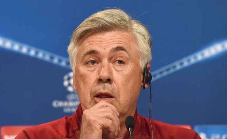 Ancelotti assumiu o comando do Bayern nesta temporada (Foto: Christof Stache / AFP)