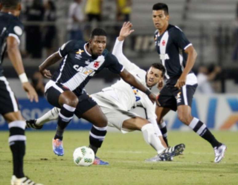 Vasco foi atropelado pelo Corinthians na semifinal da Florida Cup (Foto:AFP)