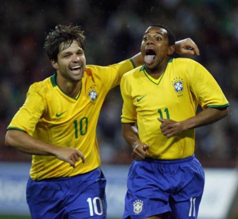 Na Seleção Brasileira, Robinho e Diego reeditarão parceria vitoriosa no Santos (Foto: Peter Muhly / AFP)