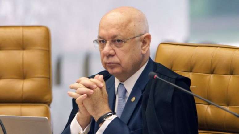 Ministro Teori Zavascki foi um jurista "de carreira extraordinária", diz colega