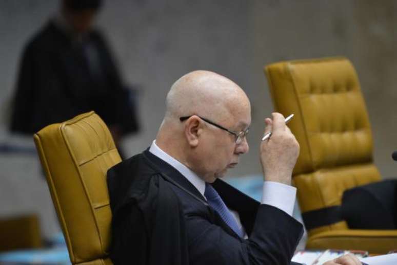 O ministro do Supremo Tribunal Federal (STF) Teori Zavascki, morreu nesta quinta-feira (19) em um acidente aéreo 