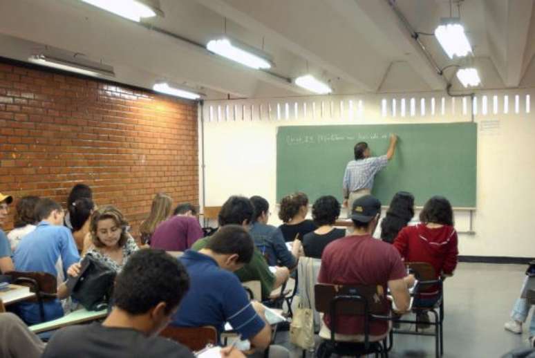 O Sisu seleciona os estudantes com base na nota no Exame Nacional do Ensino Médio (Enem)