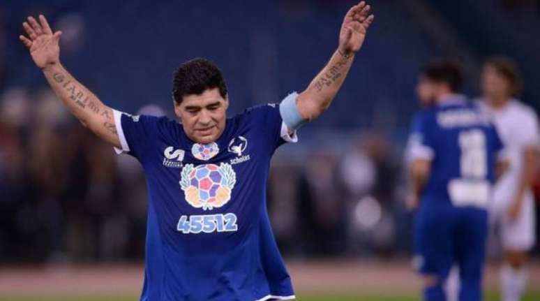 Maradona voltou a afiar a língua (Foto: FILIPPO MONTEFORTE / AFP)