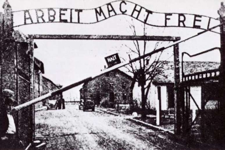 O Dia da Memória pelas Vítimas do Holocausto contará com uma celebração em um dos locais das atrocidades da Segunda Guerra Mundial, o campo de concentração de Auschwitz 