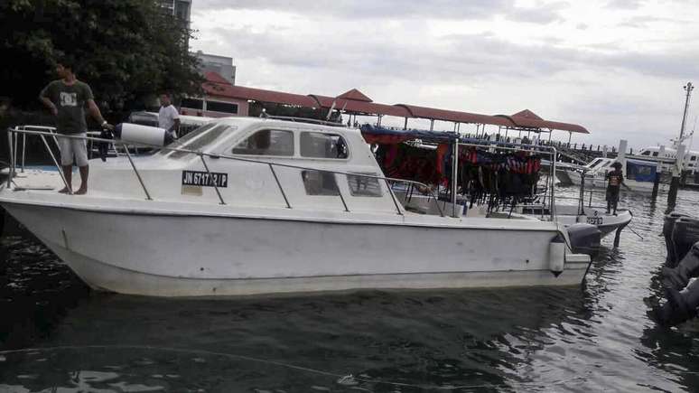 A embarcação turística com 31 pessoas a bordo desapareceu no sábado após partir com destino a uma ilha do litoral oriental do país, informaram fontes oficiais. 