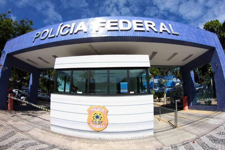 De acordo com a investigação, a maior parte da propina era repassada aos membros da Diretoria Internacional da Petrobras, enquanto o restante era destinado a agentes políticos. 