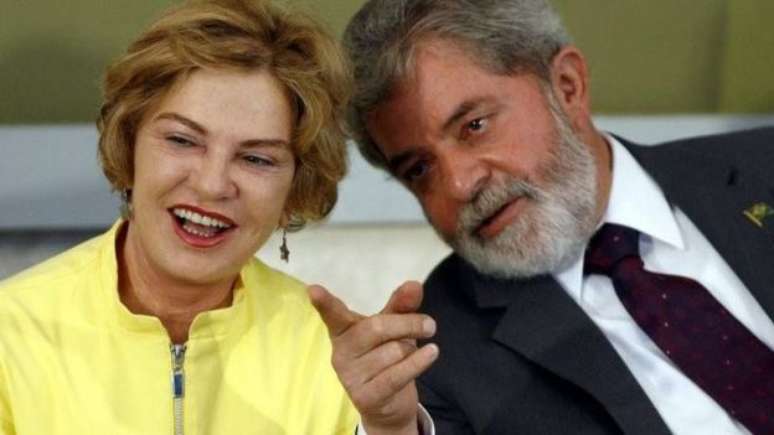 Lula e "Dona Marisa" se casaram em 1975 após sete meses de namoro