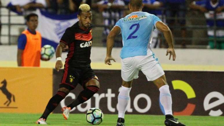 Rithely marcou um golaço que abriu a goleada do Sport (Foto: Divulgação/ Williams Aguiar / Sport)