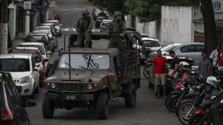 Presença militar na Grande Vitória não inibe crimes, afirma moradores