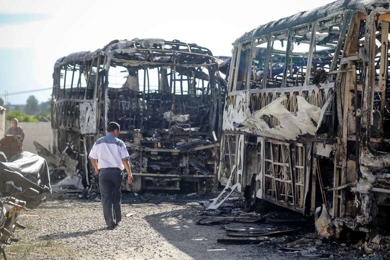 As causas do incêndio estão sendo investigadas.