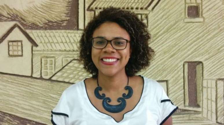 A pastora L&iacute;dia Maria de Lima organiza eventos para discutir a quest&atilde;o da mulher no Evangelho