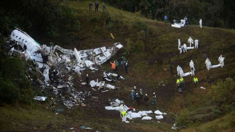 Apenas seis pessoas sobreviveram ao acidente com o voo da Lamia, que caiu quando se aproximava do seu destino, a cidade colombiana de Medellín 