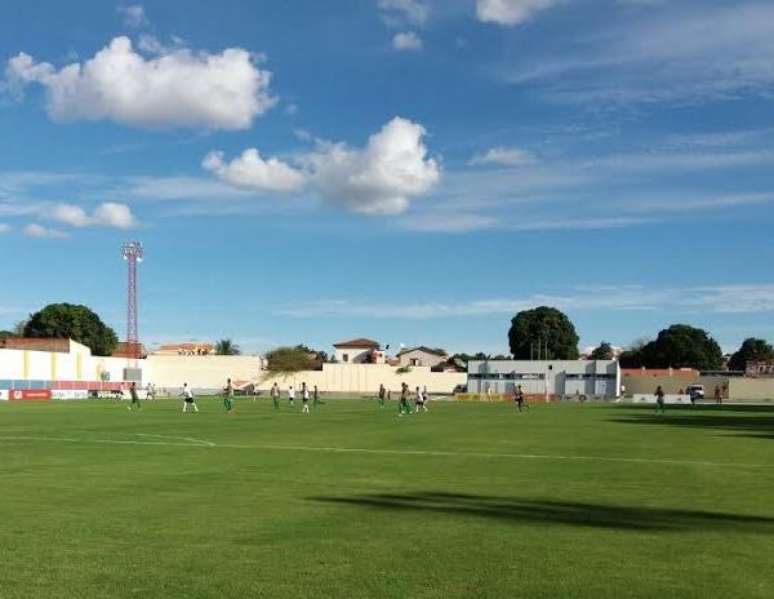 Fla-Flu do Sertão foi disputado no Estádio Dois de Julho