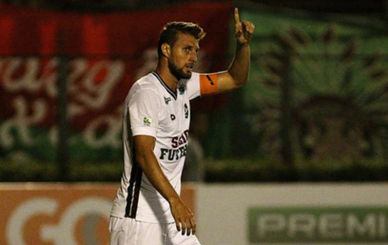 Com a chegada de Abel, Henrique tornou-se capitão (Foto: Nelson Perez/ Fluminense F.C.)