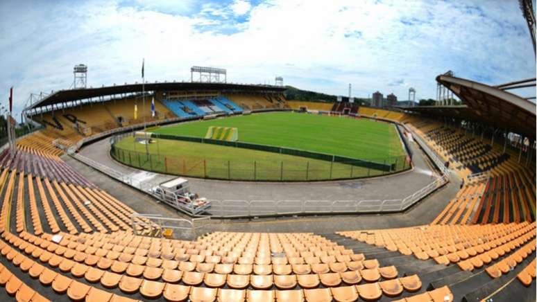 Raulino de Oliveira vai receber a semifinal da Taça Guanabara entre Flamengo e Vasco (Foto: Reprodução/ FFERJ)