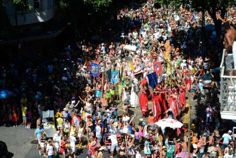 Bloco Cordão do Boitatá abre a agenda de blocos de hoje no Rio de Janeiro 