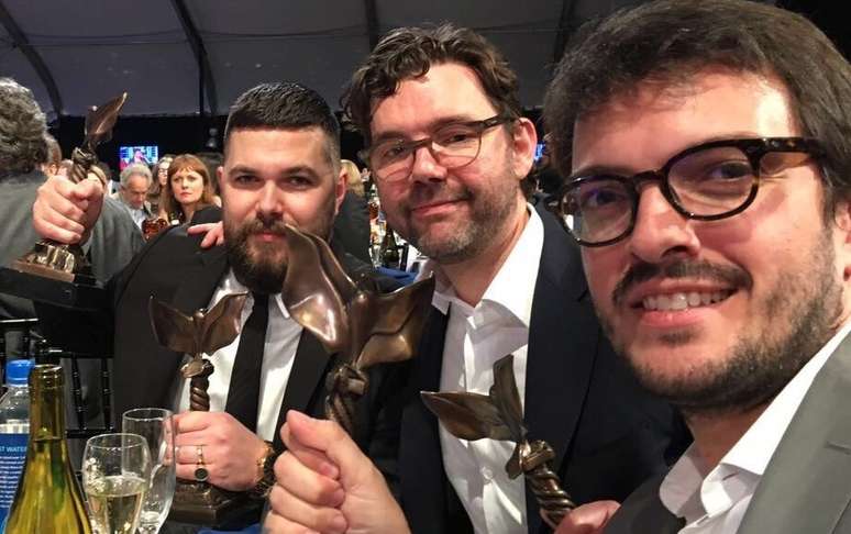 O diretor de &#039;A Bruxa&#039;, Robert Eggers, o produtor Jay Van Hoy e o produtor brasileiro Rodrigo Teixeira