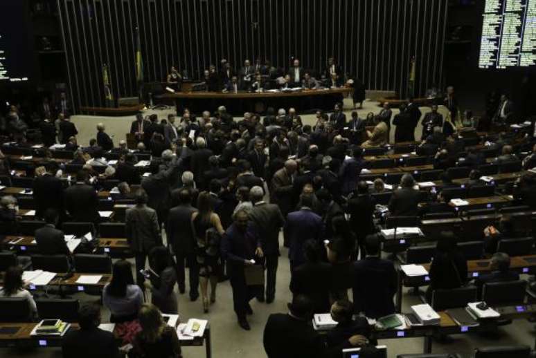 Câmara dos Deputados retoma os trabalhos esta semana com audiências públicas para discutir as reformas trabalhista e da Previdência