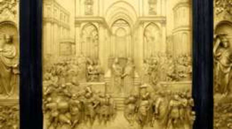 B&iacute;blia descreve o templo como um lugar deslumbrante, coberto de cedro e ouro