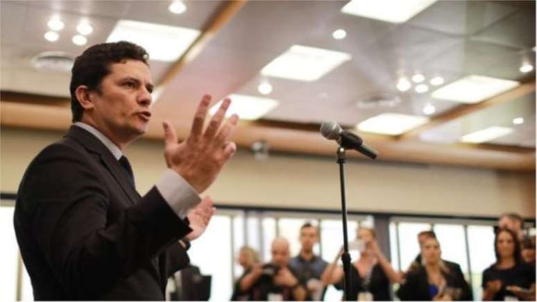 De Masi diz que Lava Jato, liderada pelo juiz S&eacute;rgio Moro, pode ter efeito pedag&oacute;gico importante no combate &agrave; corrup&ccedil;&atilde;o