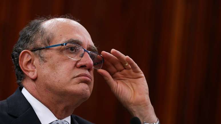 Gilmar Mendes diz que é 'absolutamente normal' que candidatos e dirigentes peçam recursos a empresas