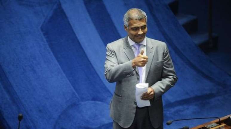 Rom&aacute;rio &eacute; o membro do Congresso brasileiro com maior n&uacute;mero de seguidores