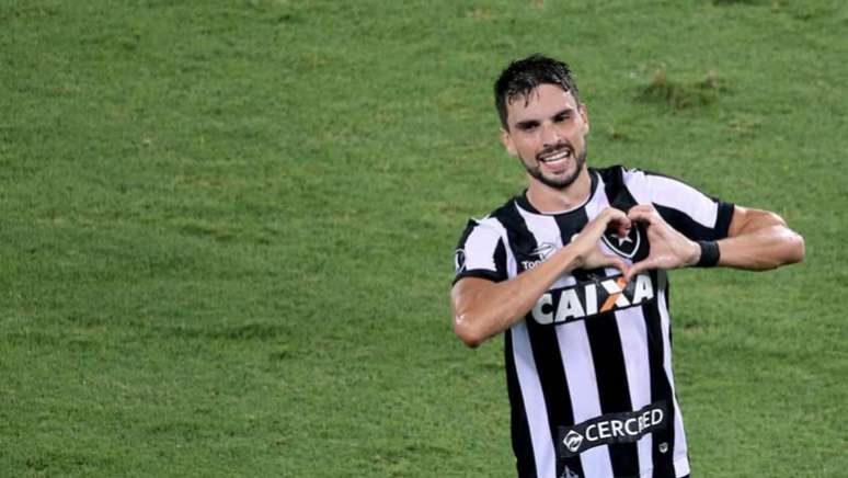 Rodrigo Pimpão comemorando o gol que deu a vitória ao Botafogo no Nilton Santos (Foto: Satiro Sodré/SSPress)